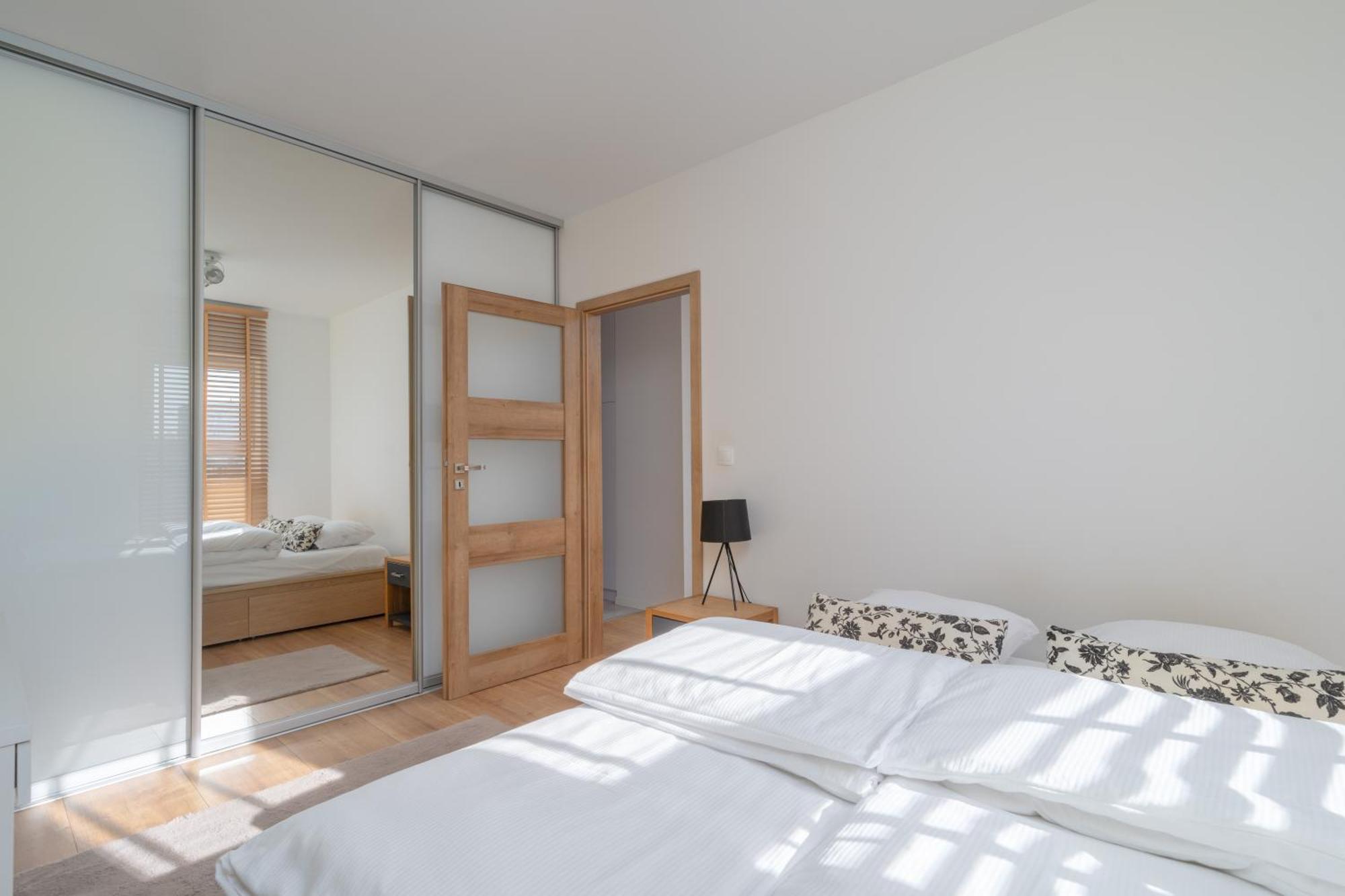 Citystay Wroblewskiego Apartament Z Parkingiem! Łódź Exteriör bild
