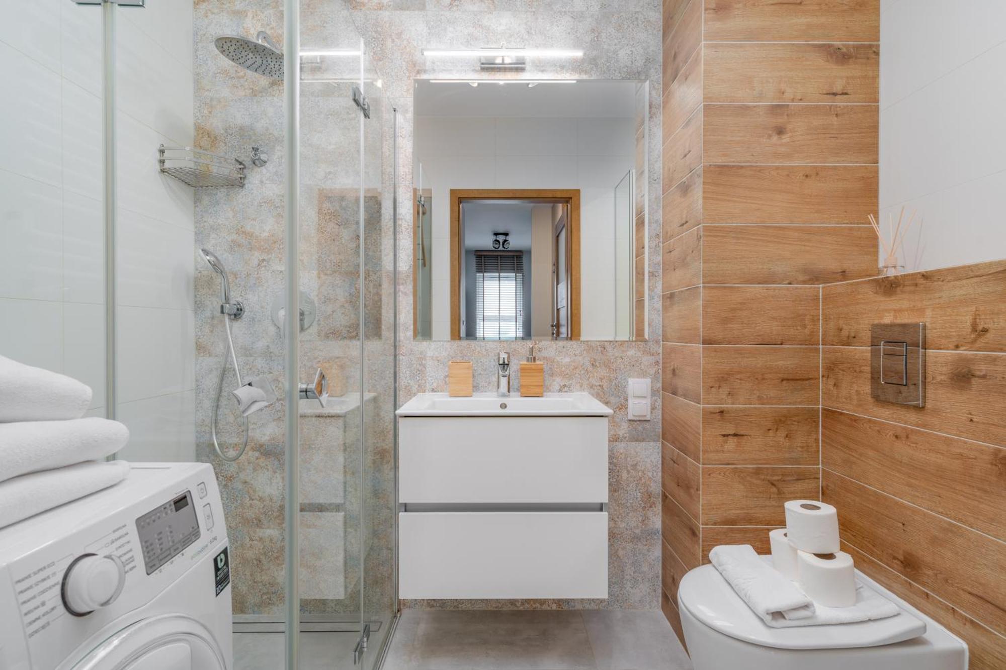 Citystay Wroblewskiego Apartament Z Parkingiem! Łódź Exteriör bild